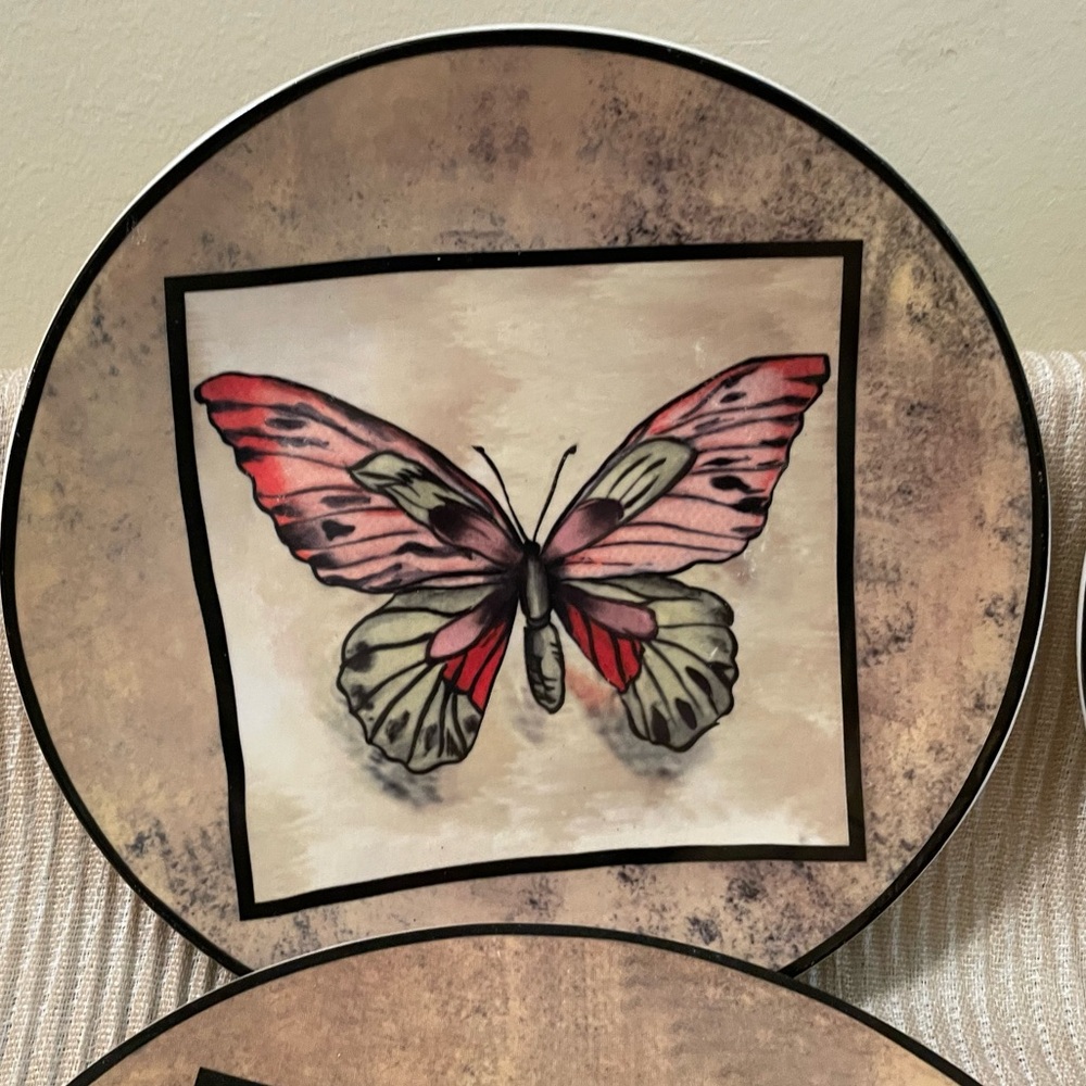 Decorative Butterfly Plates - Picture 4 of 6